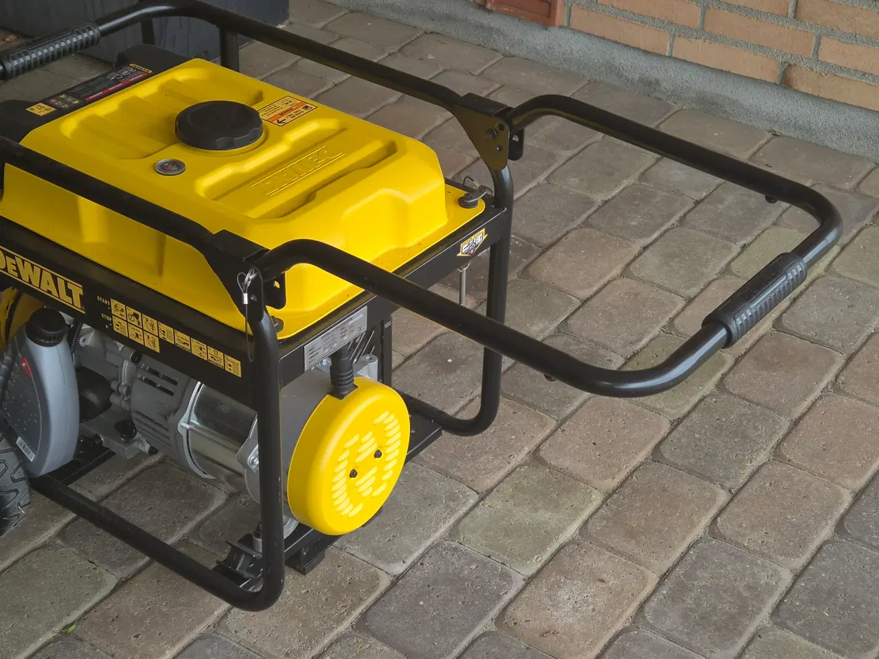 Billede 1 - DeWALT DXGNP35E generator – helt ny, brugt 2 timer