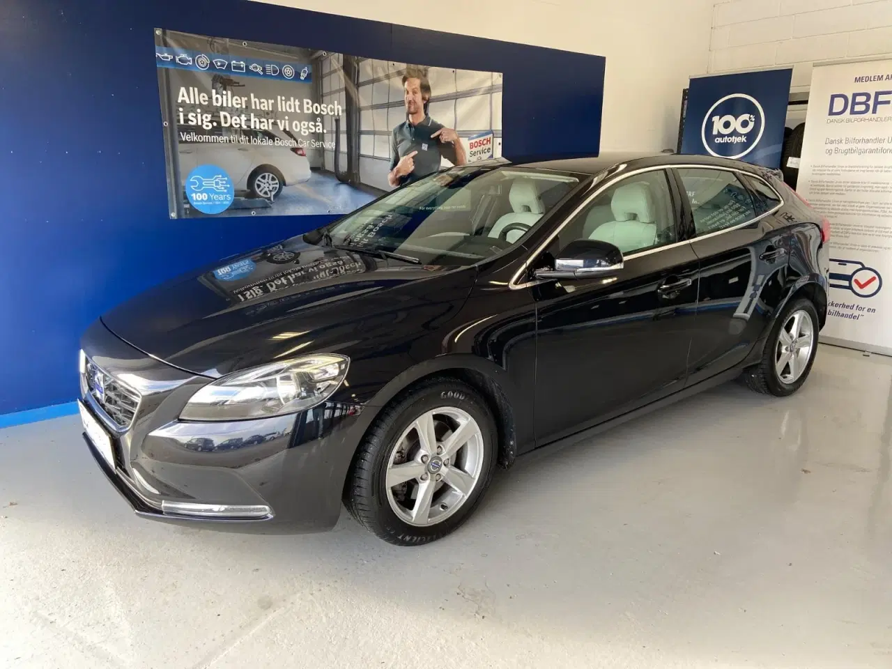 Billede 1 - Volvo V40 1,6 T4 180 Momentum