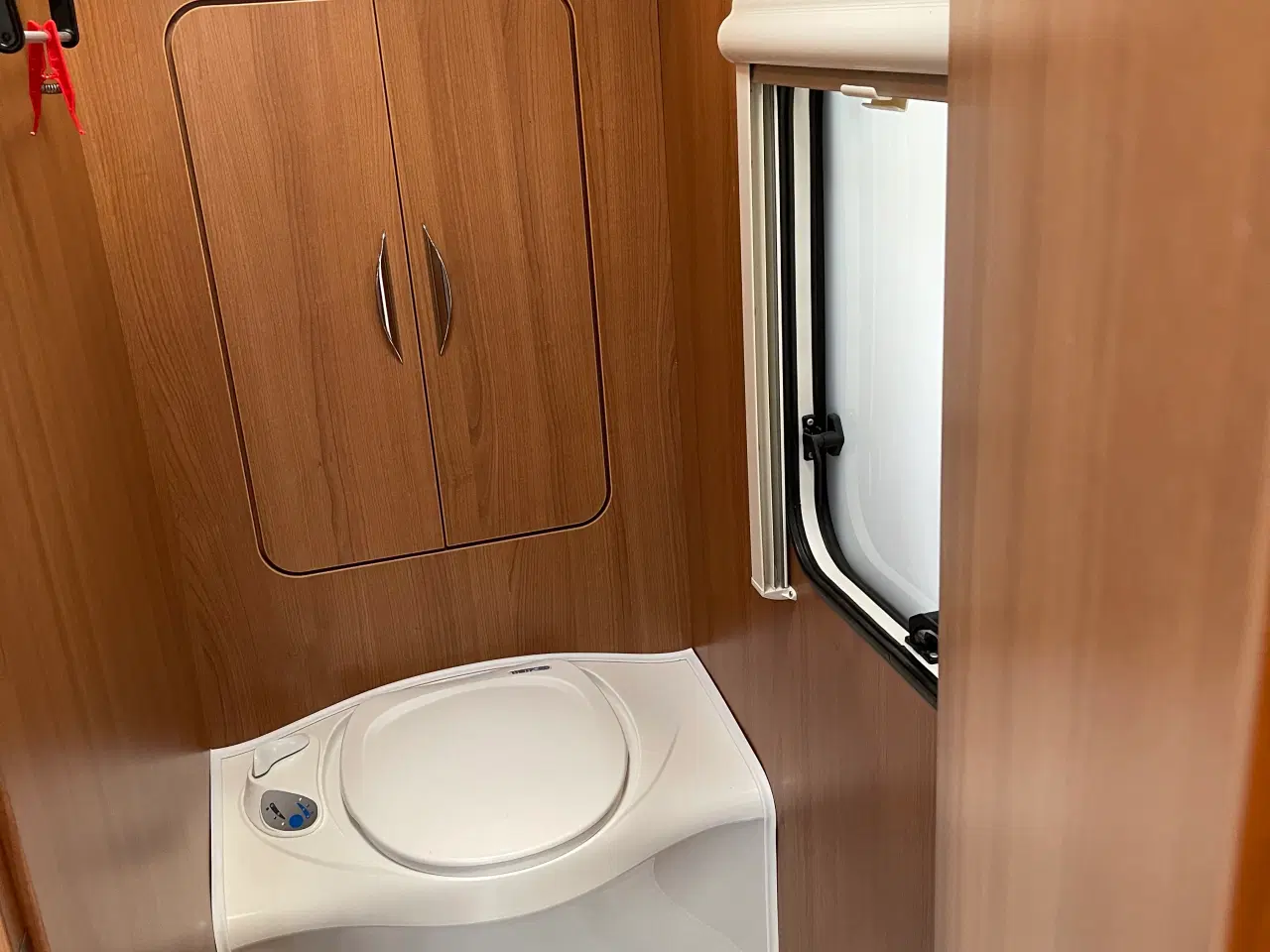 Billede 12 - LMC Musica 470 D – 2015 – Velholdt vogn med masser