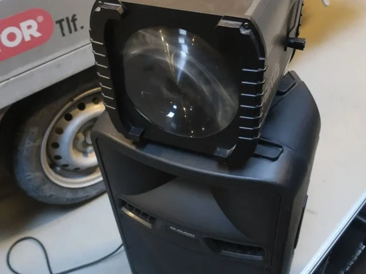 Billede 5 - Højtaler, lys, anlæg m.m.