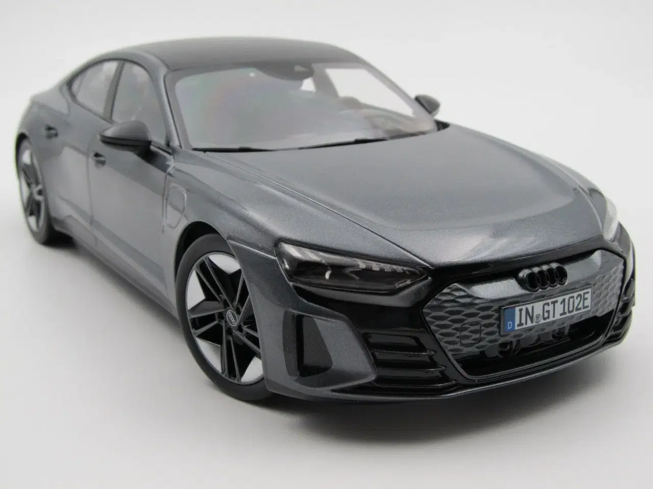 Billede 4 - 2020 Audi RS e-tron GT quattro 1:18 