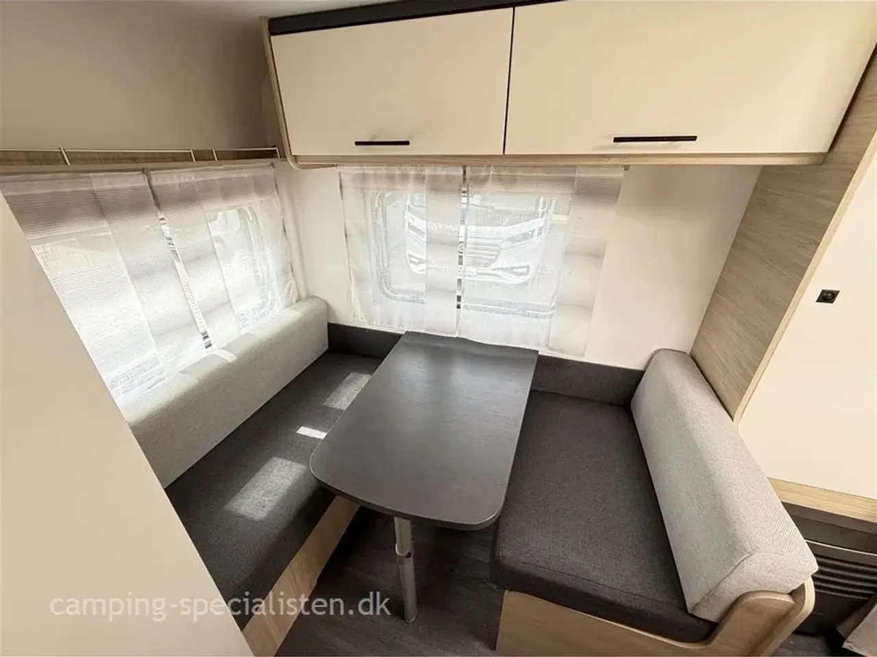 Billede 4 - 2022 - Caravelair ALBA 390   Caravelair Alba 390 2023 - Se den nu hos Camping-Specialisten.dk