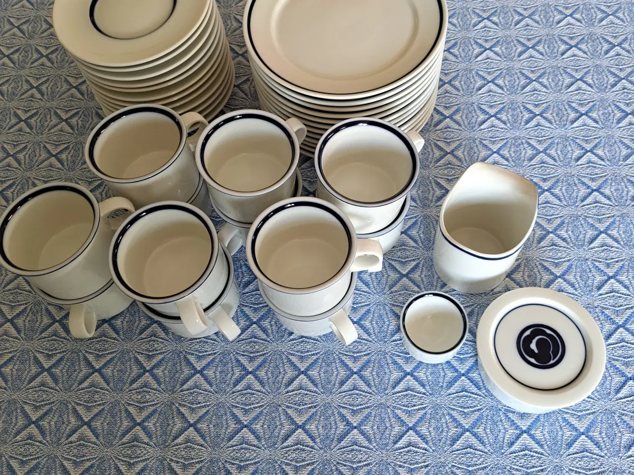 Billede 1 - Kaffestel Indigo (kgl. Porcelæn)  til 12 Pers. 