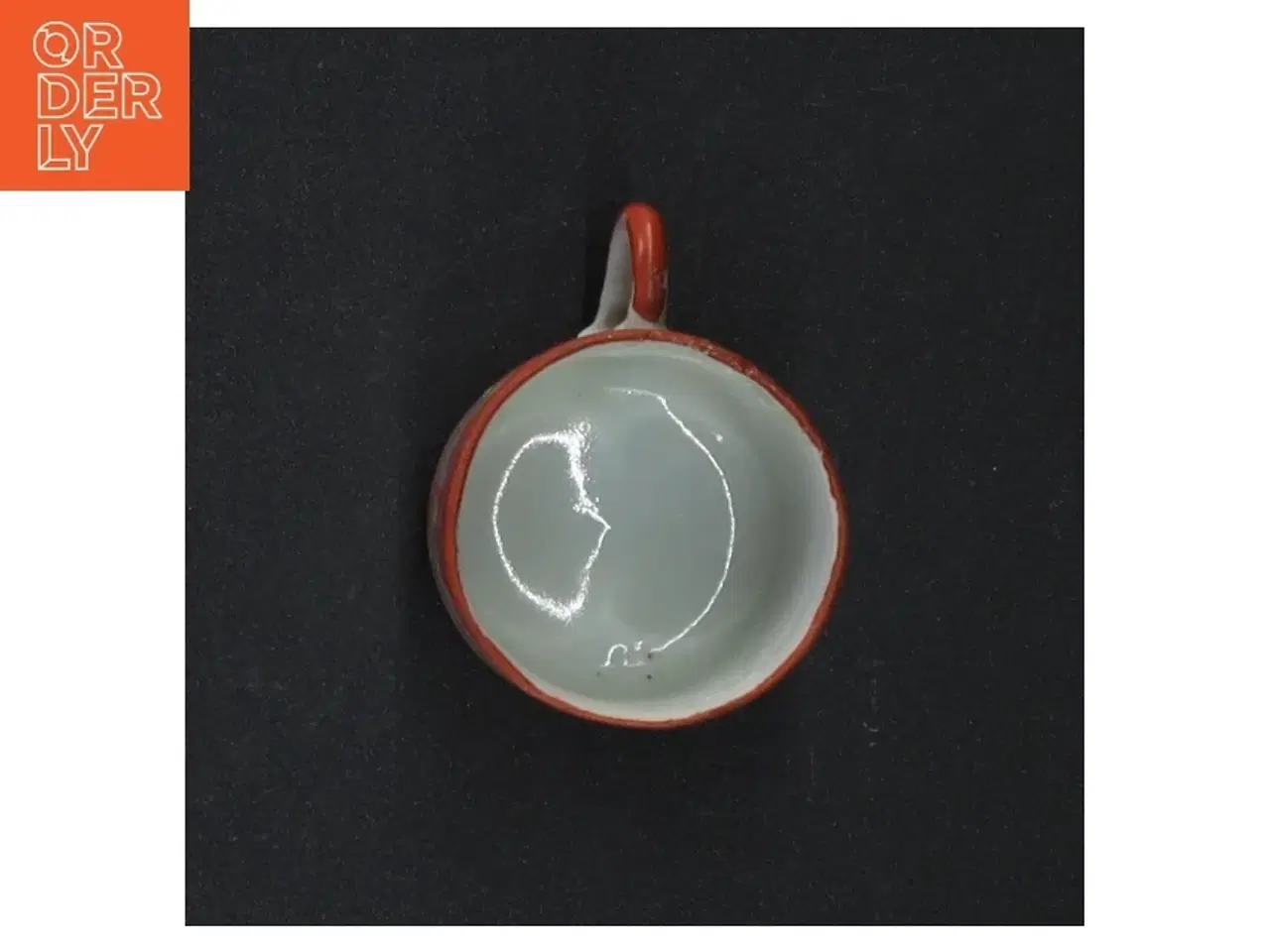 Billede 2 - Keramikkrus med asiatisk inspireret dekoration (str. 6 x 4,5 x 4,5 cm)
