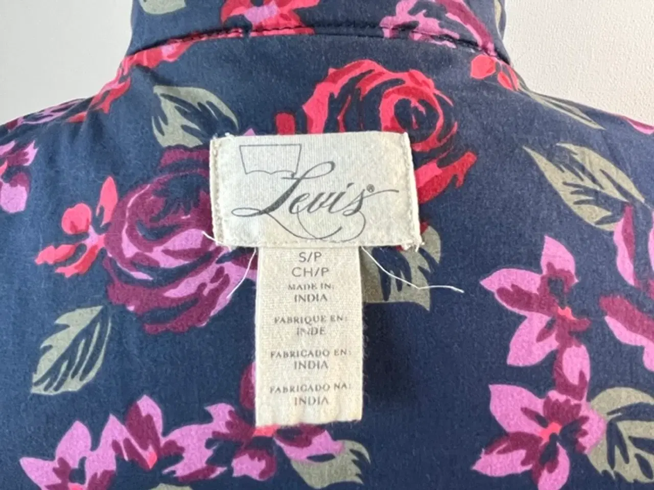 Billede 6 - Levi's, vendbar vest, str S