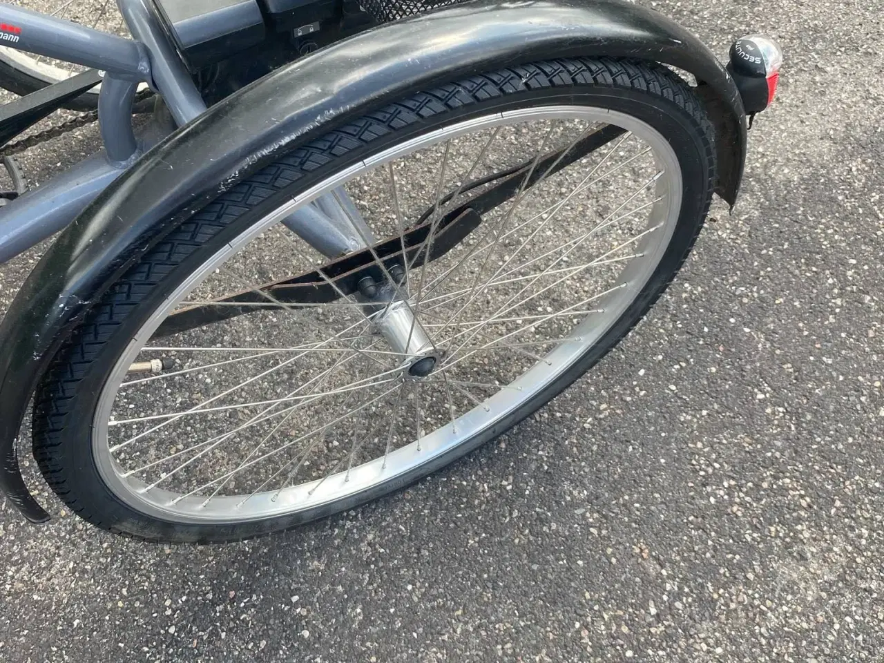 Billede 9 - Cykel 3- hjulet 26”