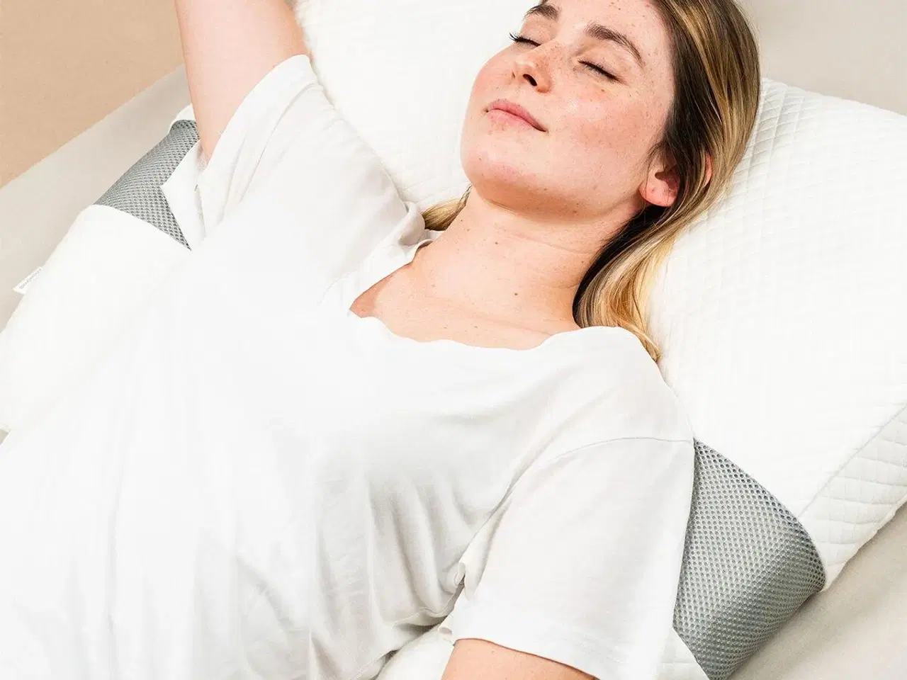 Billede 4 - Nakkepude ergonomisk U-form - Ullow