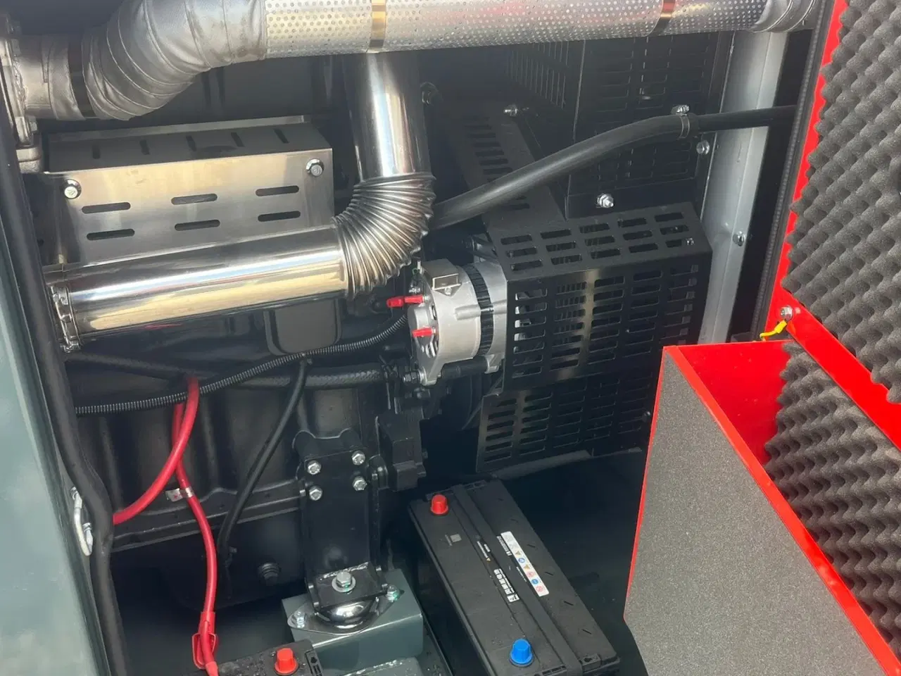 Billede 10 - Bauer GFS-120 ATS, 120 kW/150 kVA Fabriksny generator