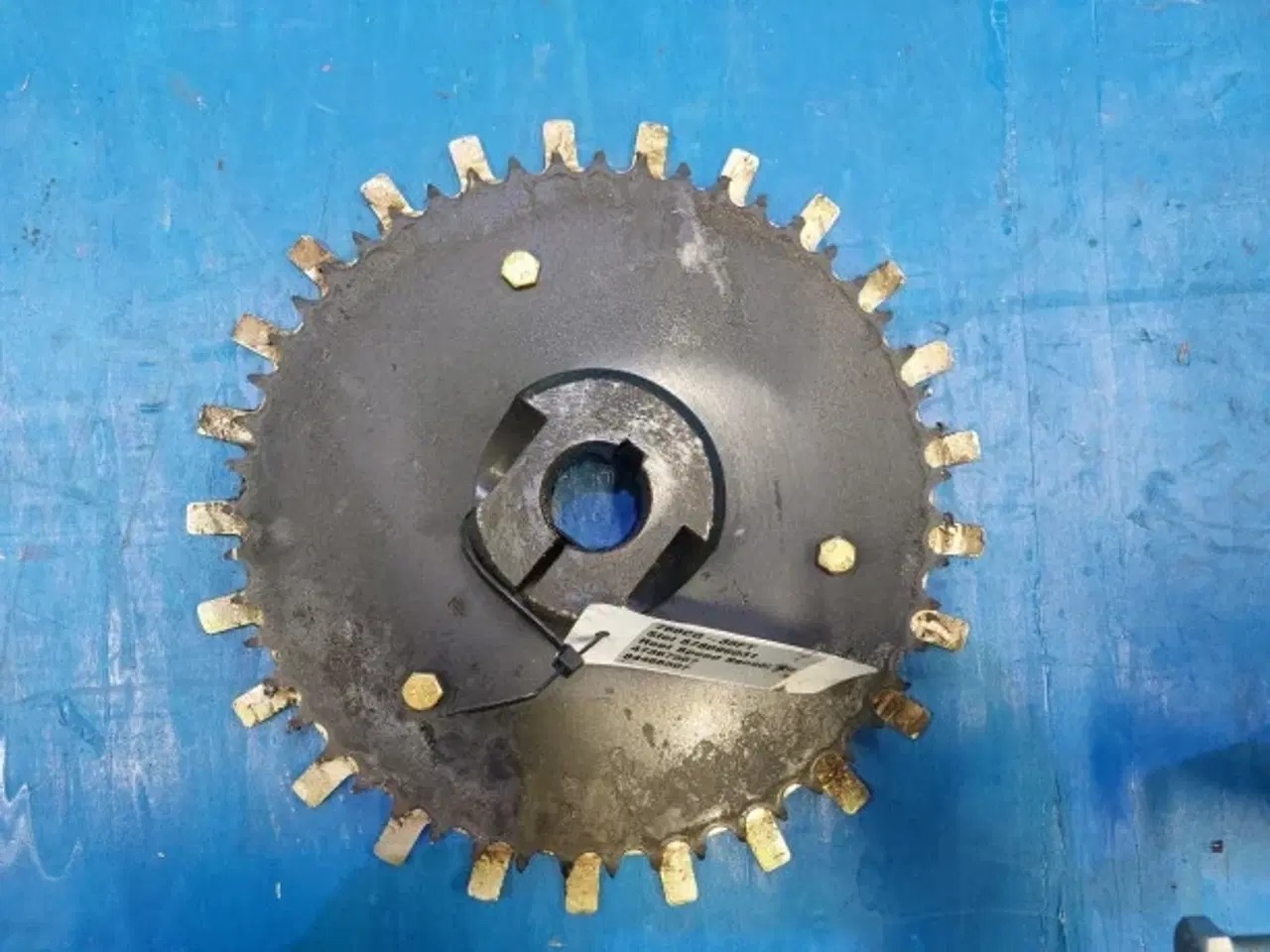 Billede 8 - New Holland 760CG Reel Speed Sensor Kit 