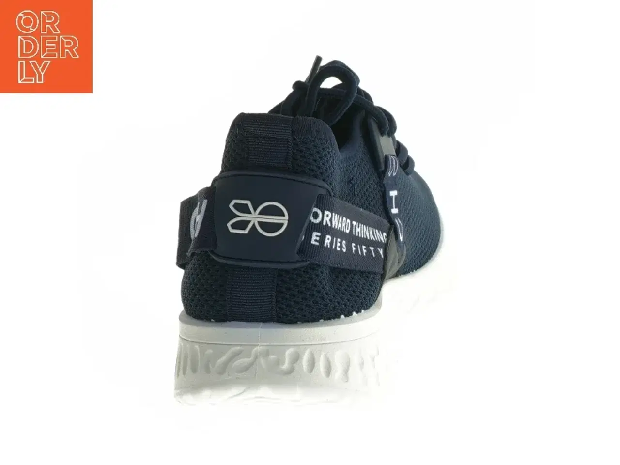 Billede 2 - Dame Sneakers Størrelse 39 fra Crosshatch (str. 39 )