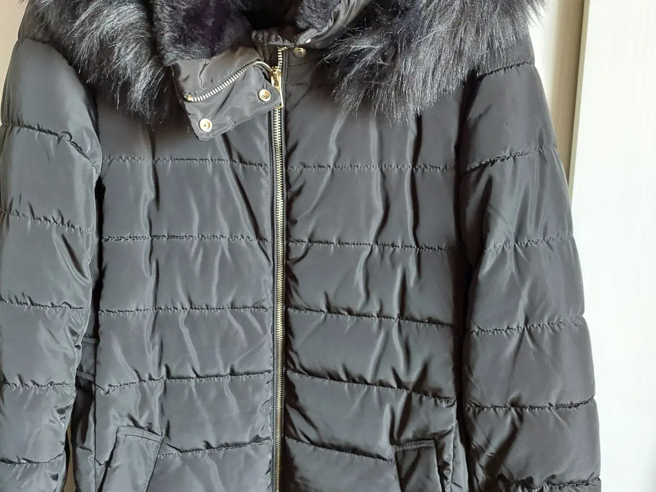 Billede 1 - Ny Vinter Frakke fra Only 3/4Lang str L