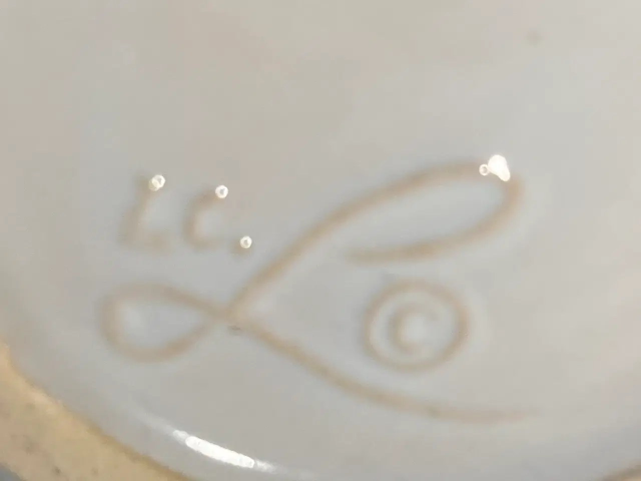 Billede 1 - Urtepotte til både indendørs og udendørs brug