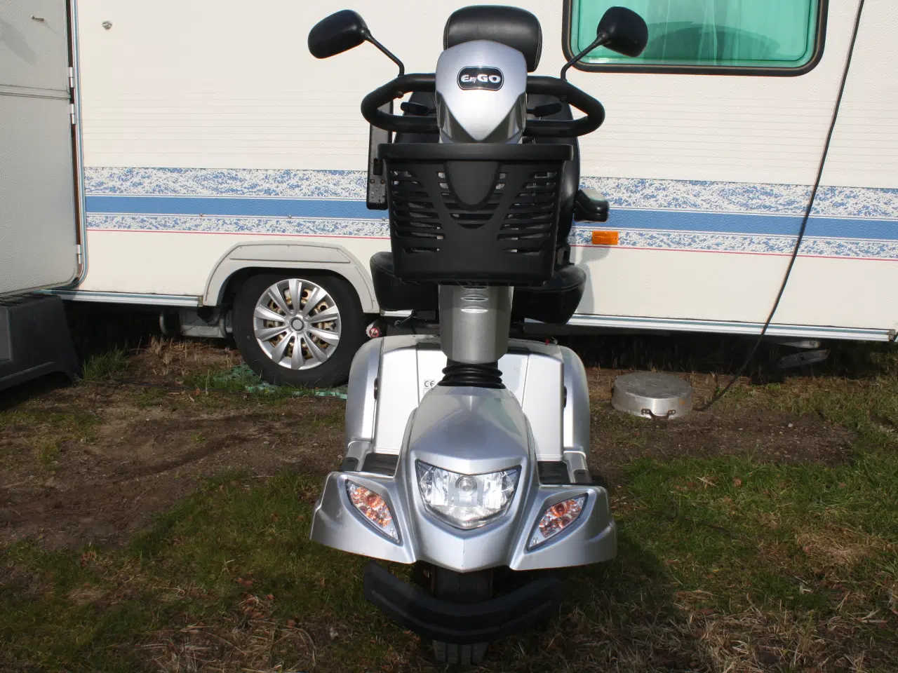 Billede 1 - Pæn Scooter. Kan leveres ?