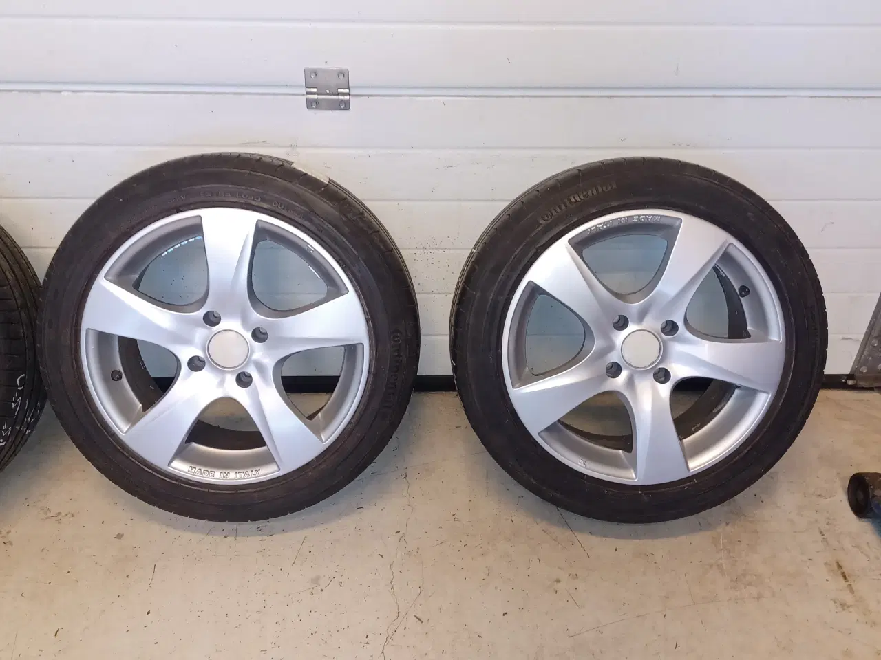 Billede 3 - Ford alufælge med sommerdæk.