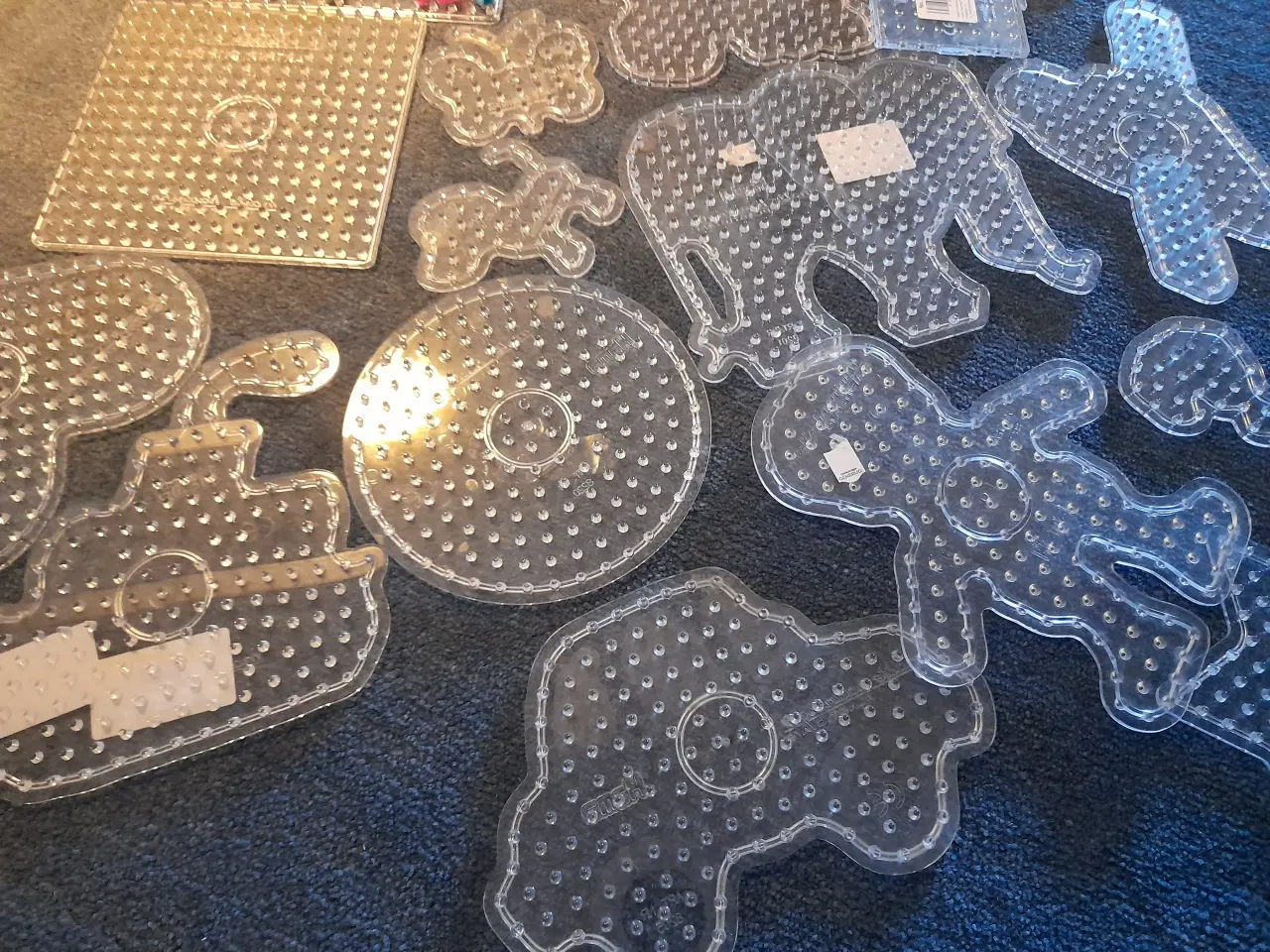 Billede 5 - Hama perleplader + lidt perler