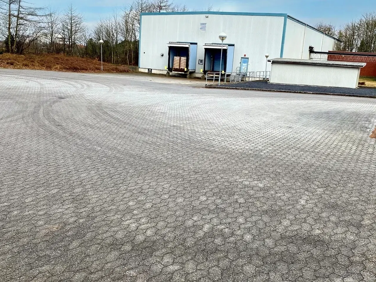 Billede 3 - Produktion/lagerlokaler/værksted med kontor til leje på Alskovvej 23, 7470 Karup J.