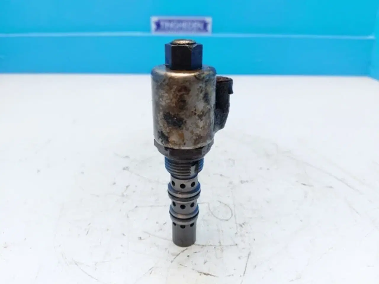 Billede 2 - New Holland /Case  Elektrisk ventil 5168054