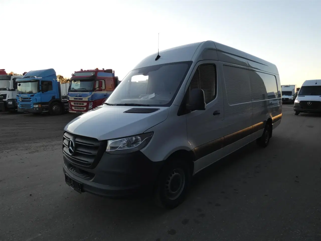 Billede 3 - Mercedes-Benz Sprinter 317 2,0 CDI A4 H2 RWD 9G-Tronic 170HK Van Aut.