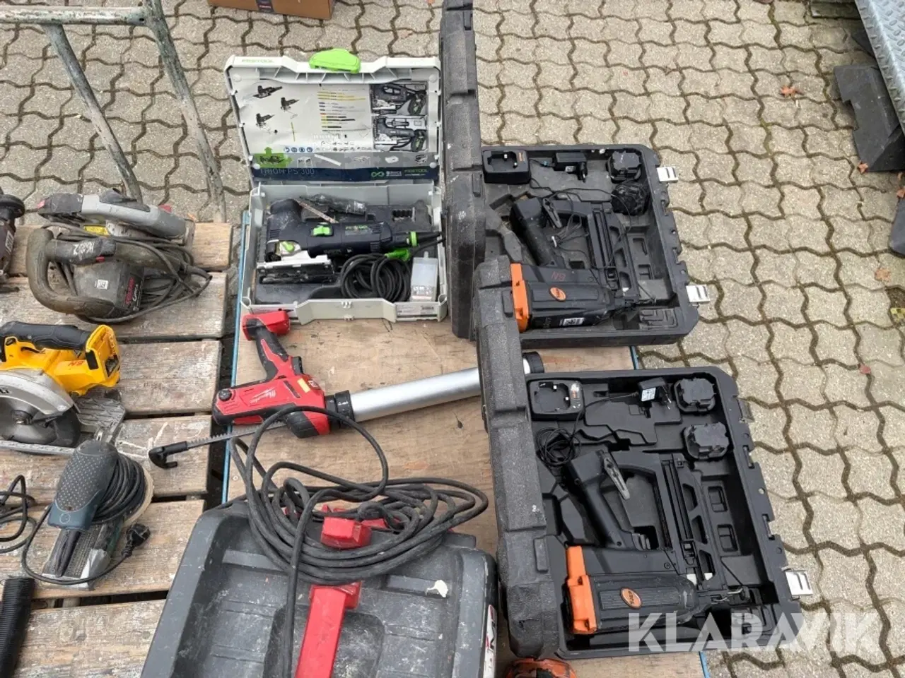 Billede 12 - Stort parti værktøj inklusiv vogne 2 styk.