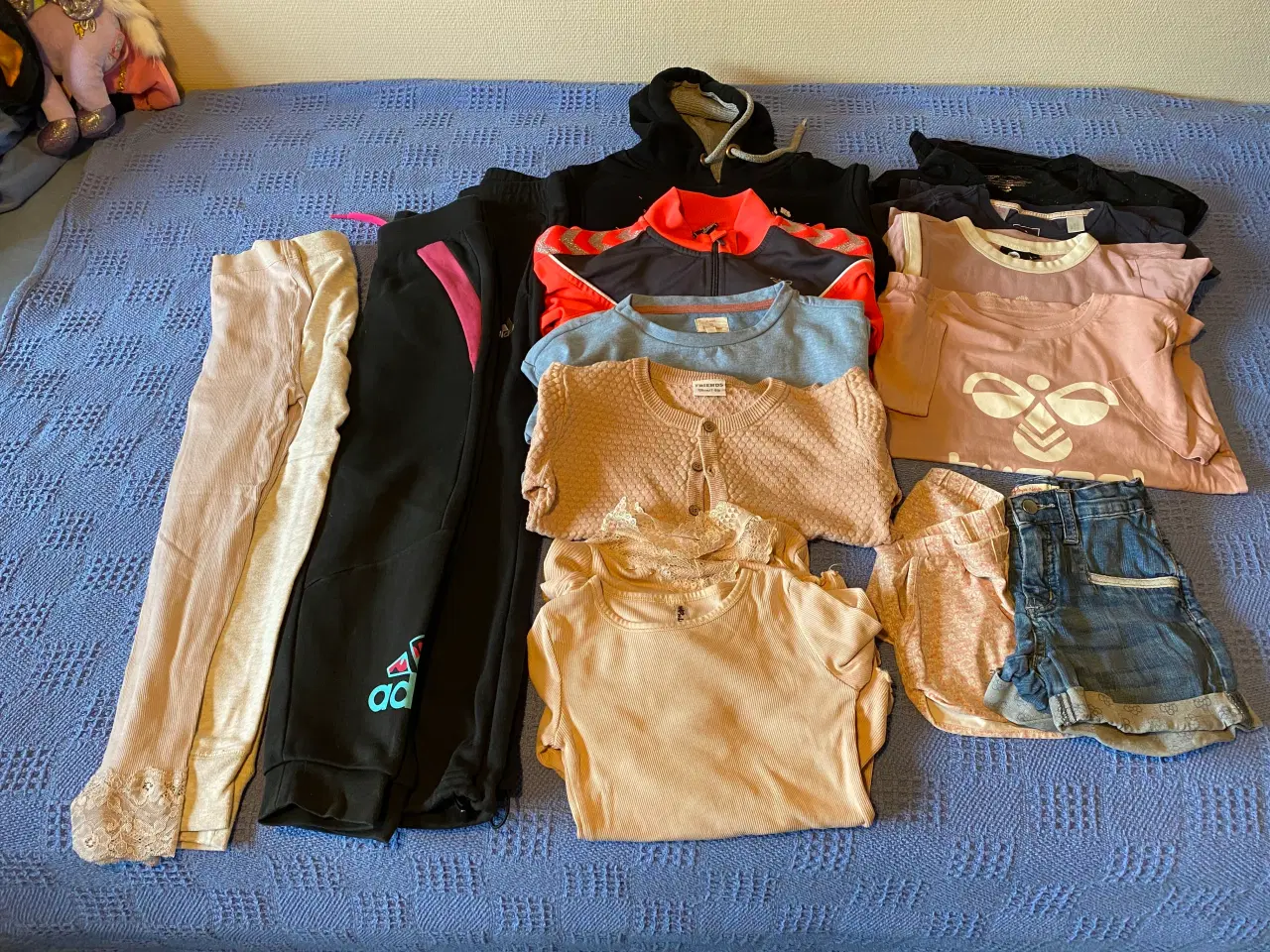 Billede 4 - Adidas bukser str. 128 mm