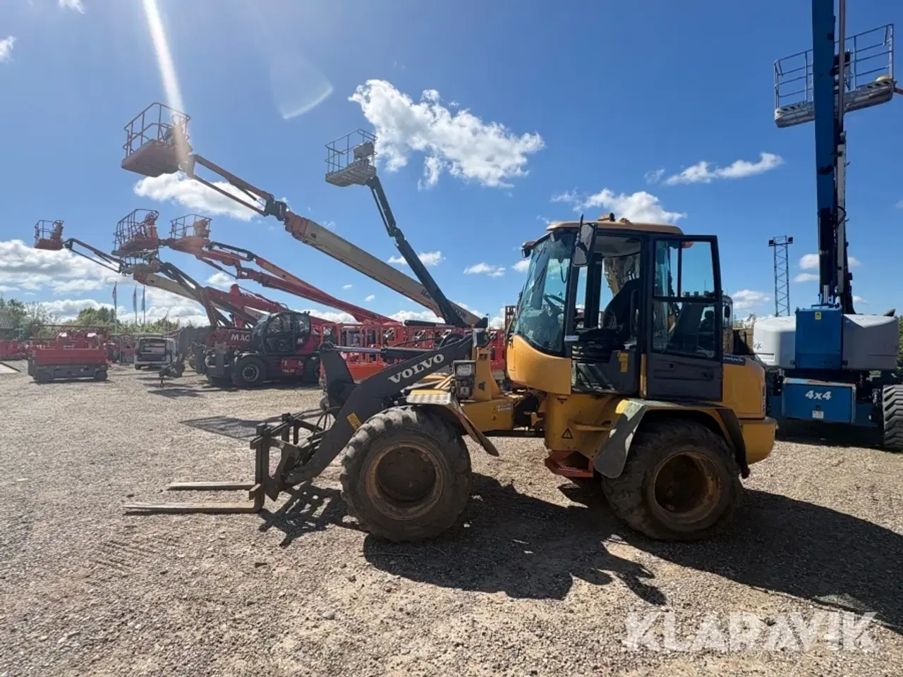 Billede 7 - Gummiged Volvo L35G med skovl og gafler