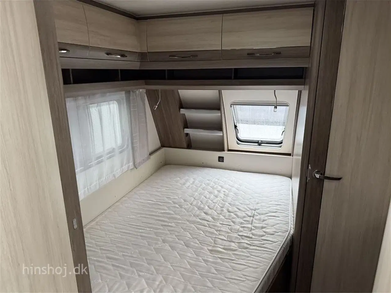 Billede 2 - 2017 - Hobby De Luxe 460 UFe   Dejlig vogn med rundsidegruppe og franskseng fra Hinshøj Caravan A/S