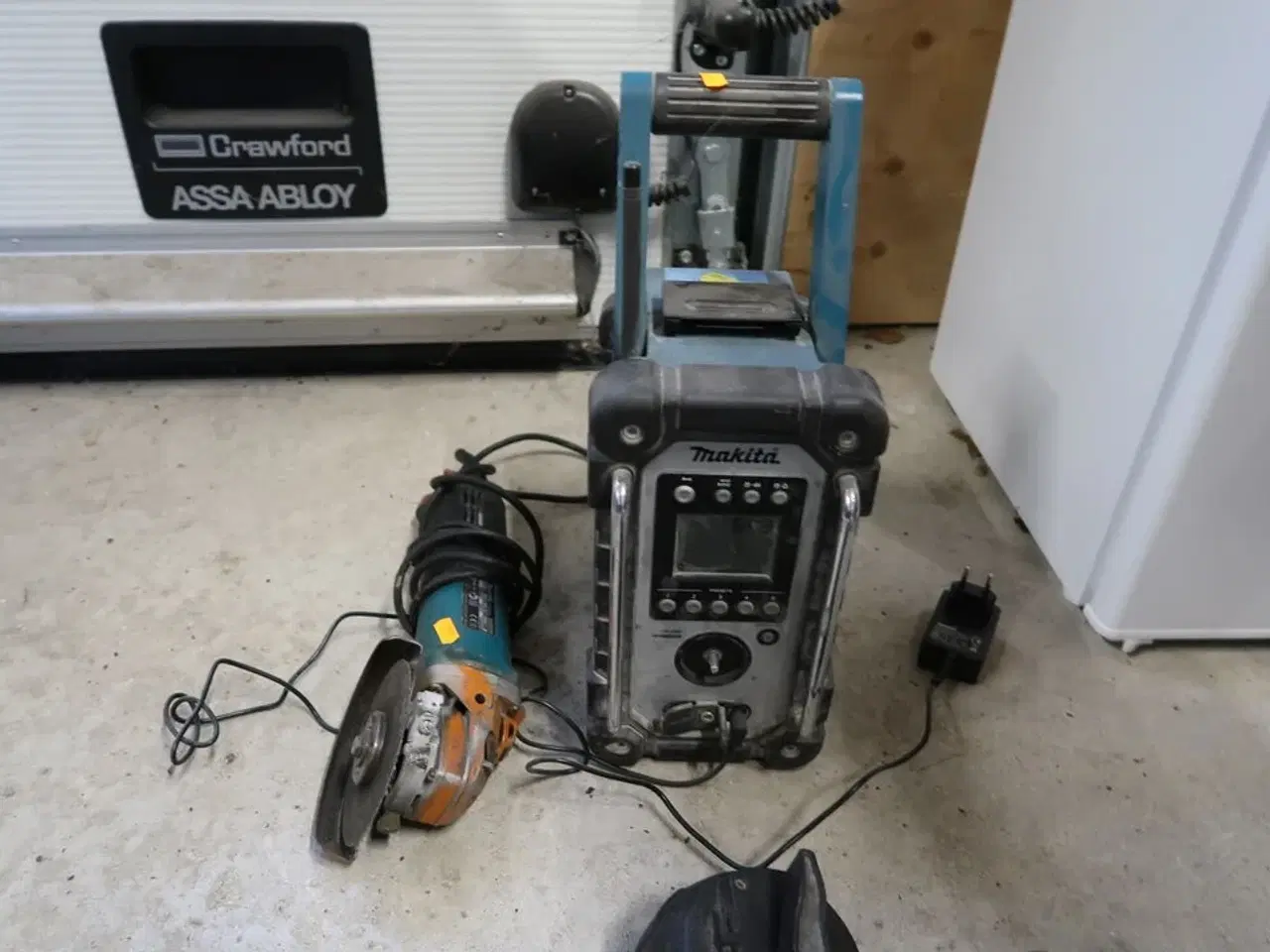 Billede 2 - Arbejdsradio MAKITA DMR107 samt vinkelsliber MAKITA 9565H