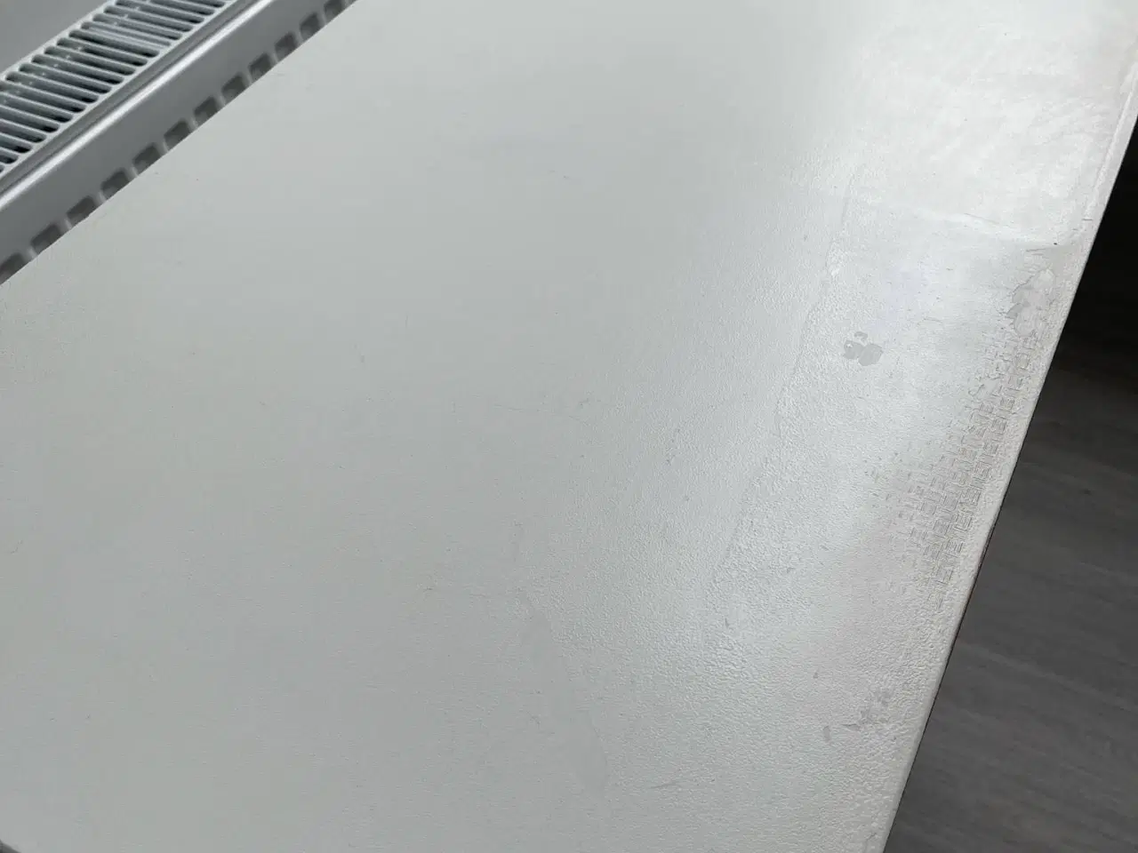 Billede 2 - Arbejdsbord i hvid træ