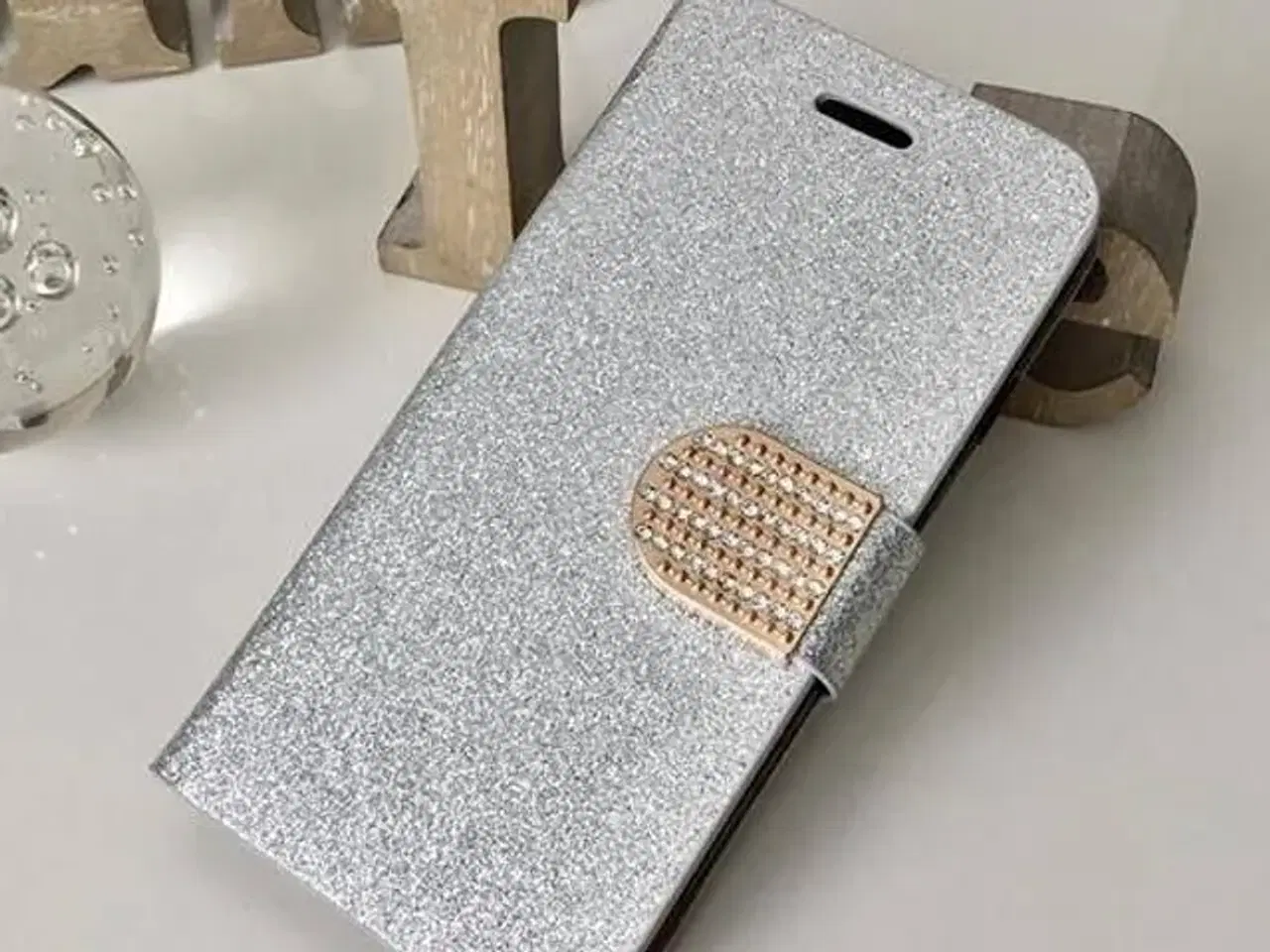 Billede 6 - Sølv glimmer flip cover iPhone 7 el 8 