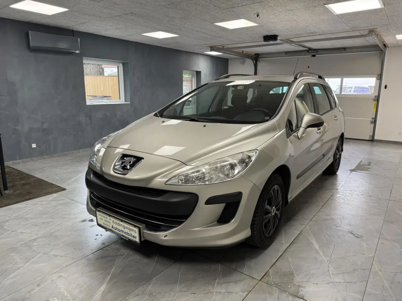 Billede 2 - Peugeot 308 1,6 HDI Comfort Plus 90HK Stc