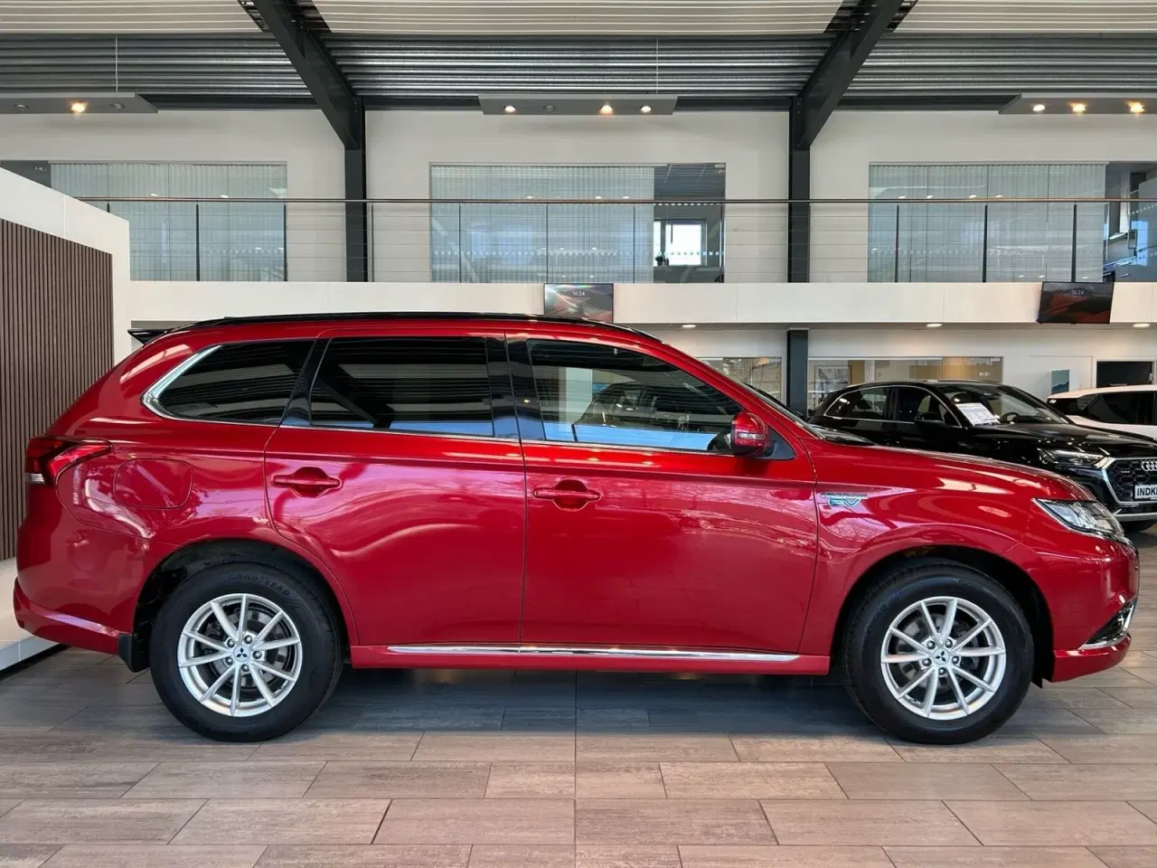 Billede 3 - Mitsubishi Outlander 2,0 PHEV Instyle CVT 4WD