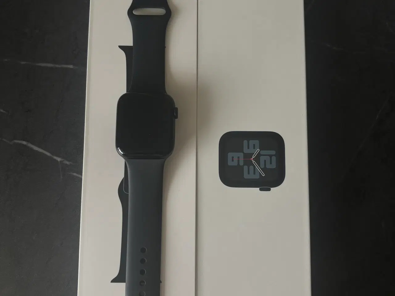 Billede 1 - Apple Watch SE 40mm