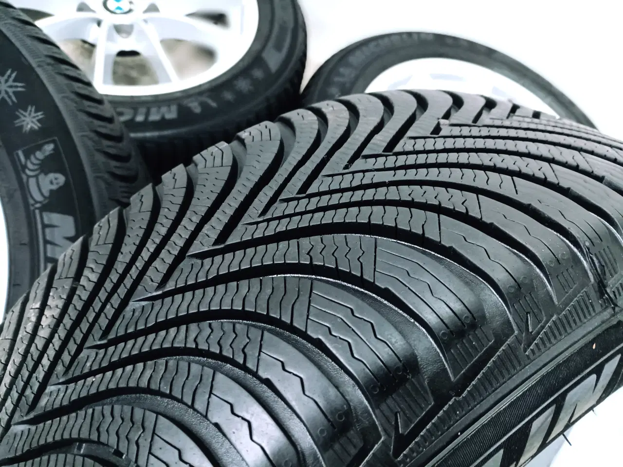 Billede 4 - 5x112 17" ET27 nav 66,6ø BMW vintersæt inkl.TPMS