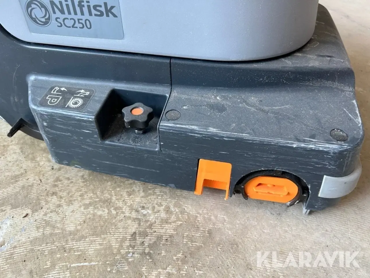 Billede 3 - Gulvvasker Nilfisk SC250