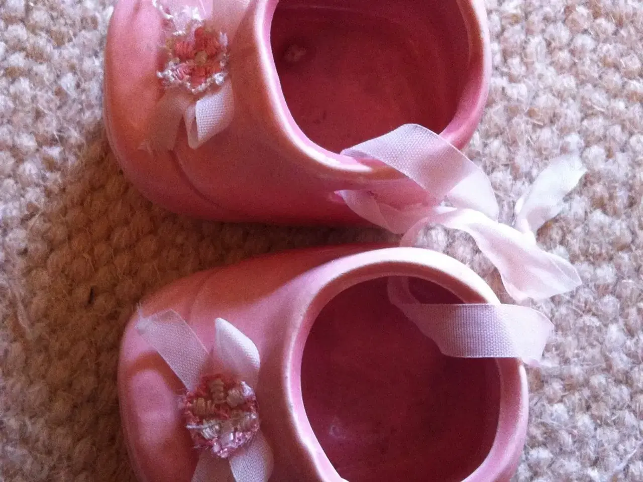 Billede 2 - Søde dukkesko i pink porcelæn 