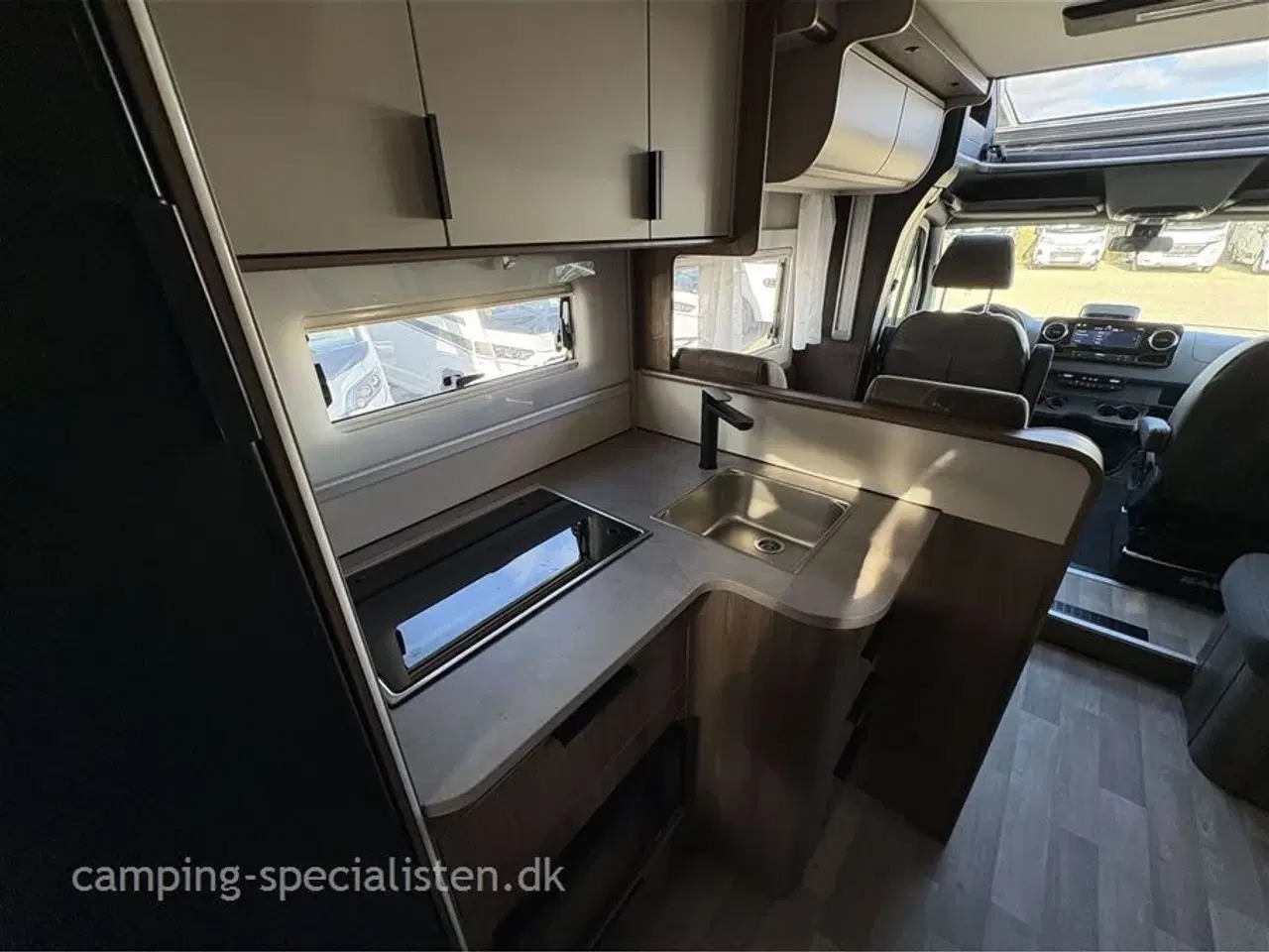 Billede 8 - 2026 - Kabe Novum 750 LGB   Kabe Novum 750 LGB 2026 - Se den nu hos Camping-Specialisten.dk