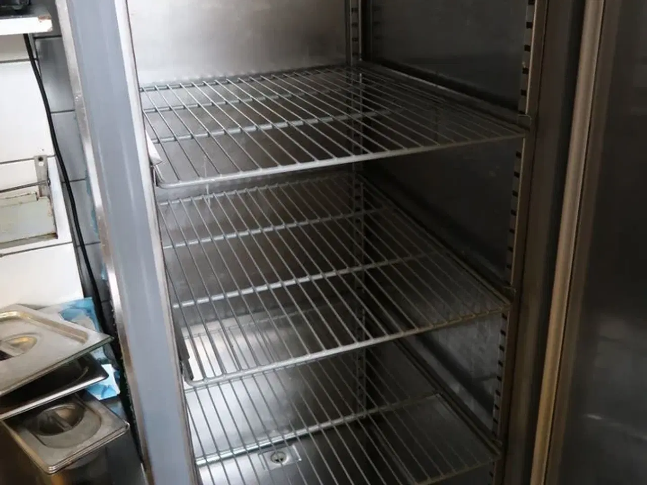 Billede 4 - Køleskab INFRICO ASG700II