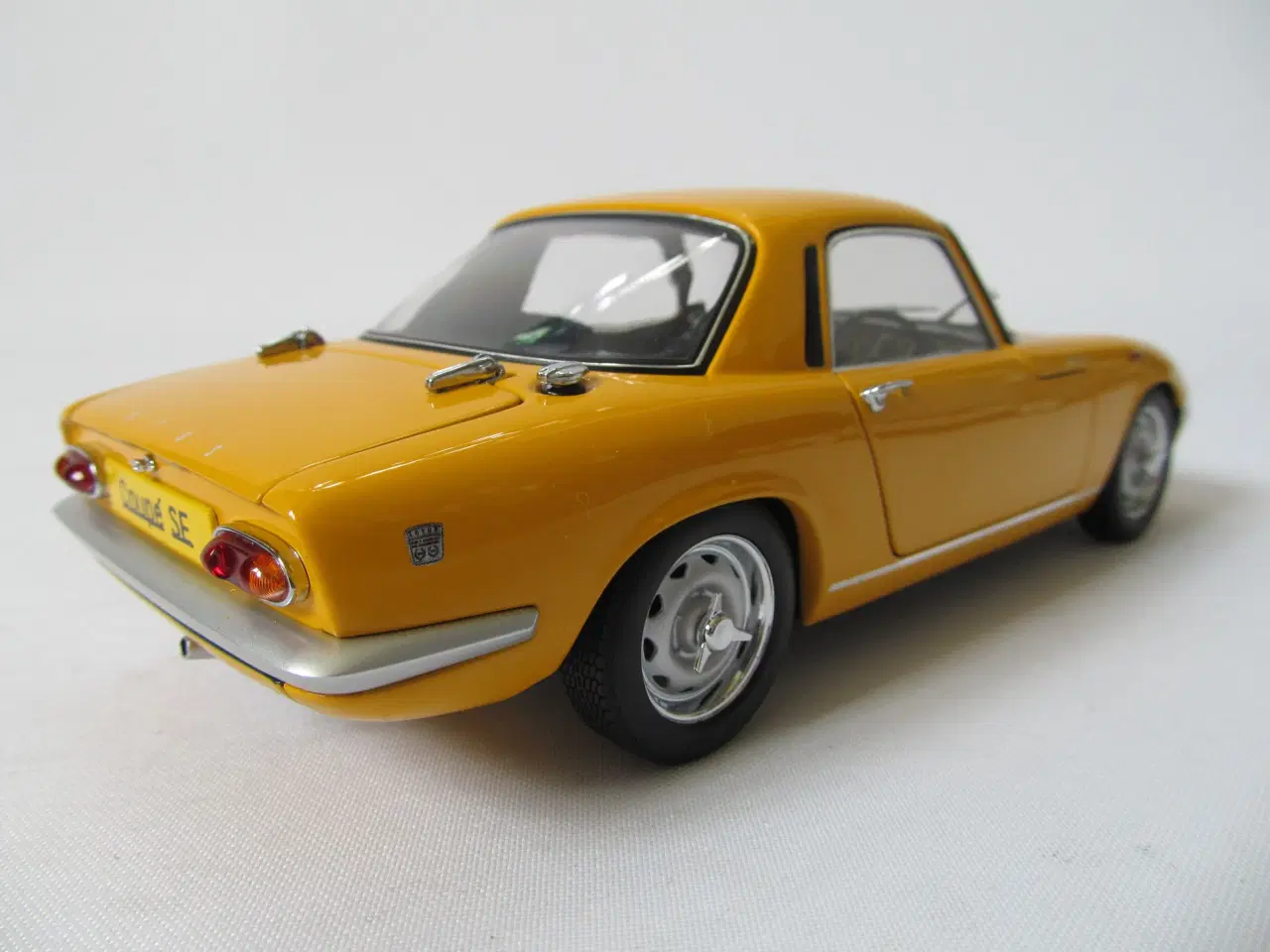 Billede 3 - AUTOart 1962 Lotus Elan Coupe S/E 1:18