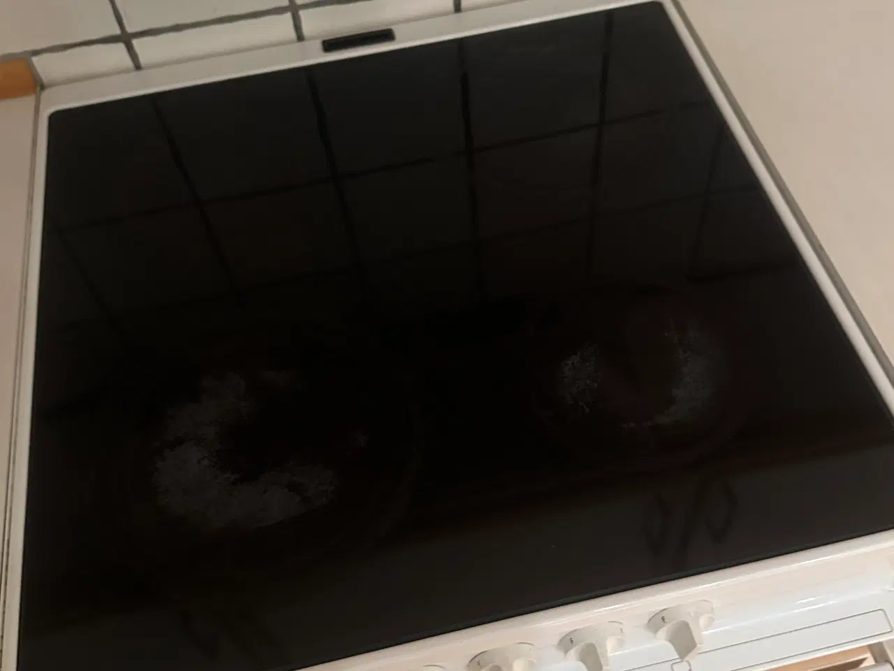 Billede 2 - Komfur Keramisk Voss