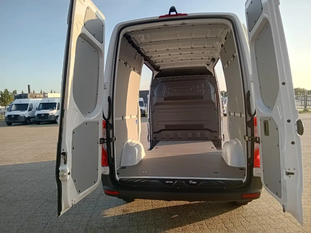 Billede 3 - Mercedes Sprinter 317 2,0 CDi A2 Kassevogn aut. RWD