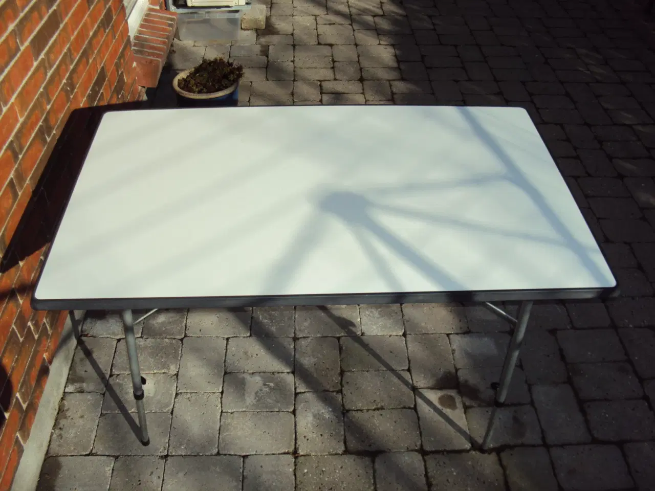 Billede 1 - letvægts campingbord