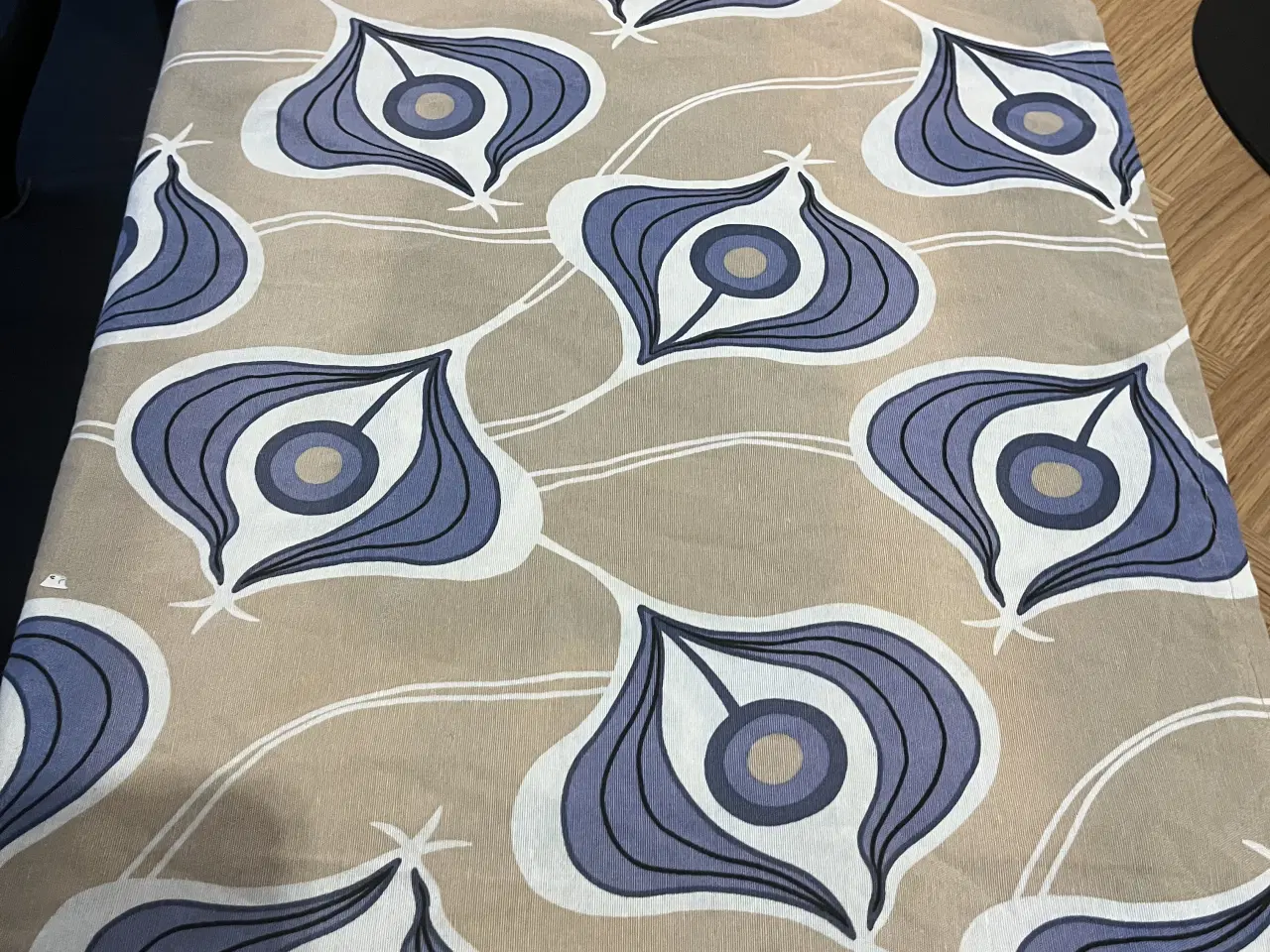 Billede 1 - Retro dug/stof