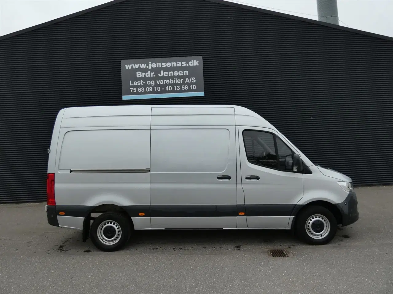 Billede 2 - Mercedes-Benz Sprinter 316 2,1 CDI A2 H2 RWD 163HK Van Aut.