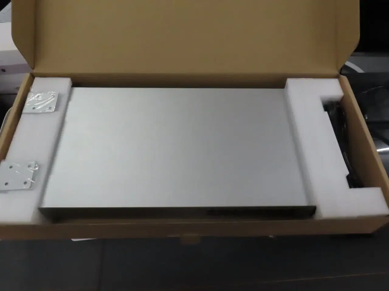 Billede 3 - PoE switch UNIFI