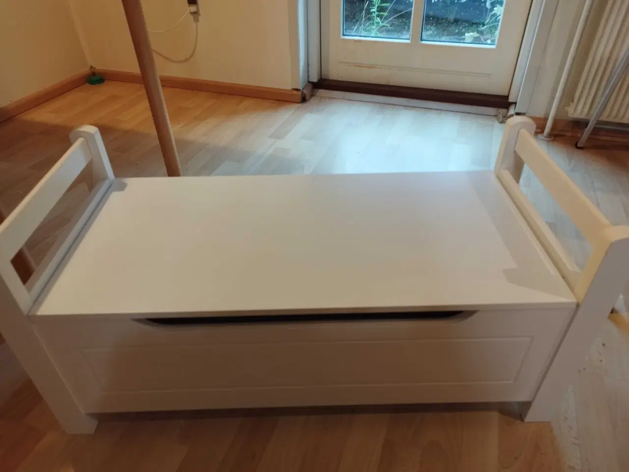 Billede 2 - Bænk med opbevaring 