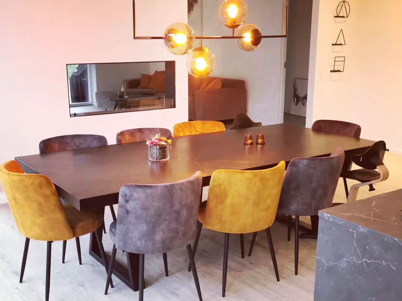 Billede 1 - Ilva spisebordsstole - 8 styk