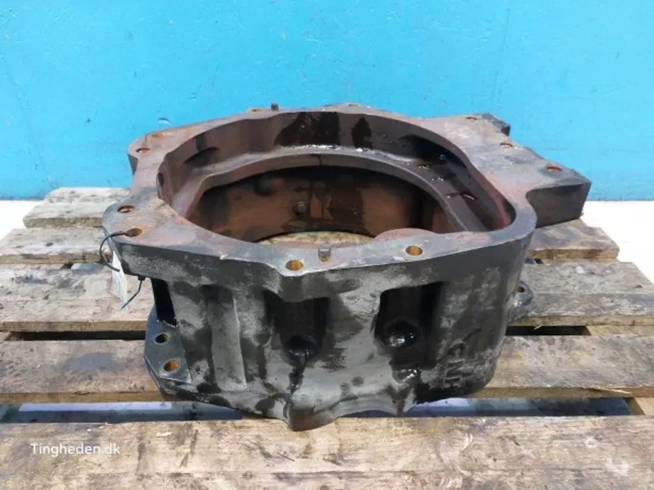 Billede 4 - New Holland T6 Afstandsstykke 47556462