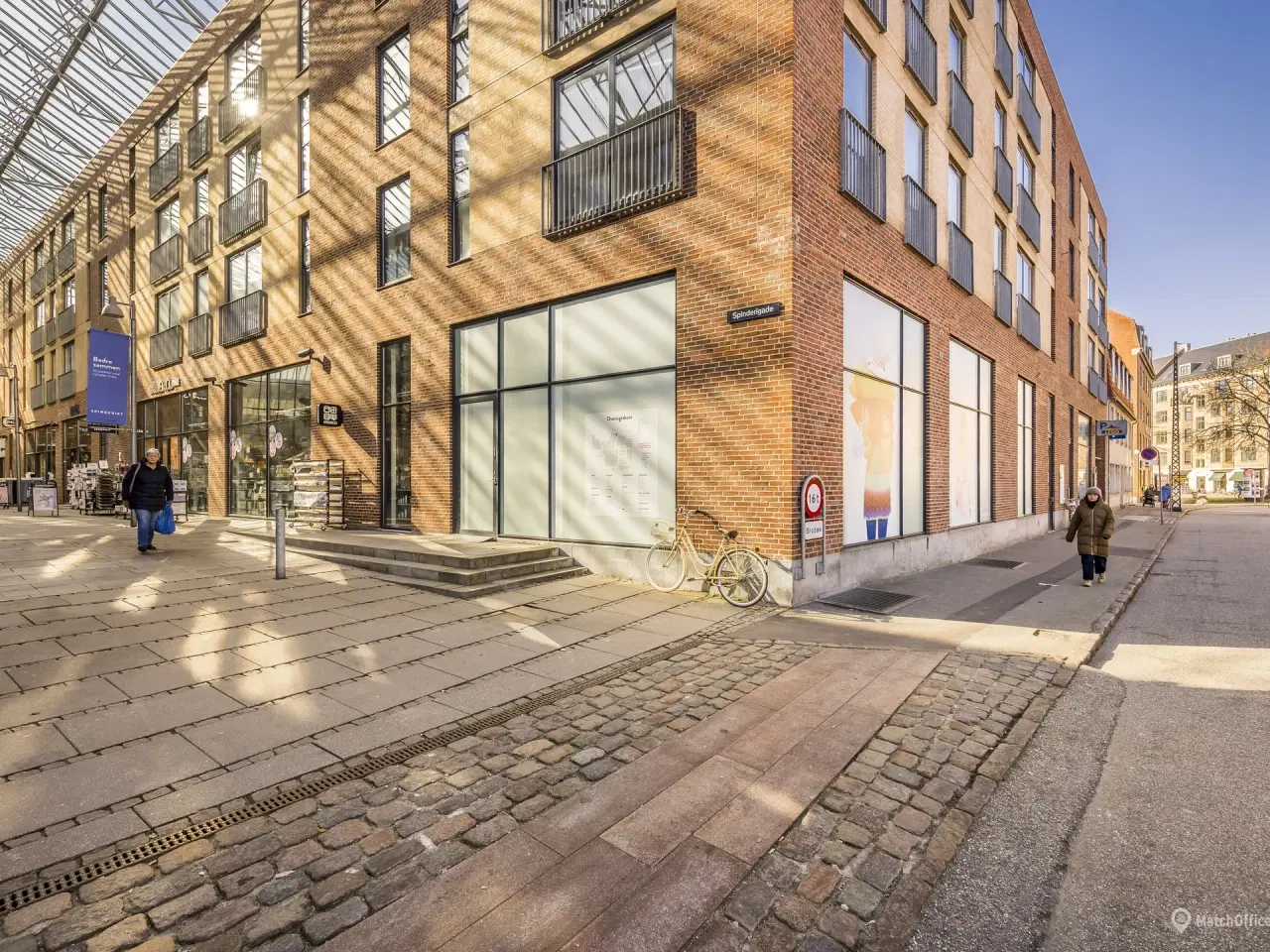 Billede 4 - Butik til leje på attraktiv hjørneplacering i Spinderiet