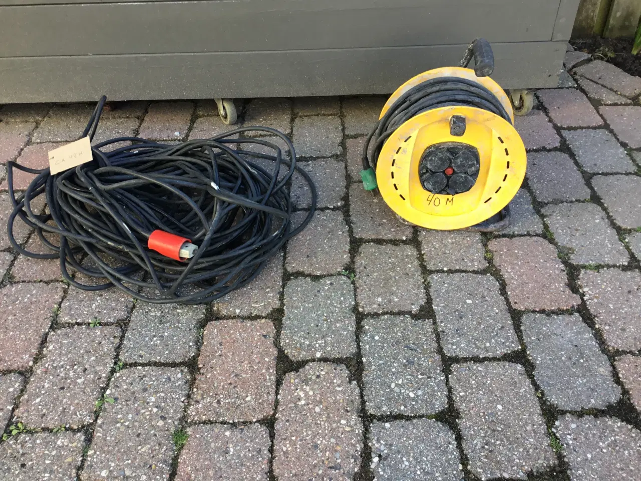 Billede 1 - Kabeltromle ca 40 meter og ledning ca. 48 meter
