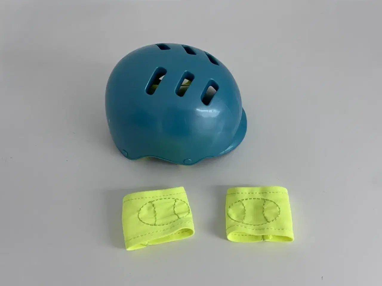 Billede 1 - Our Generation Cykelhjelm, Skaterhjelm, Løbehjulsh